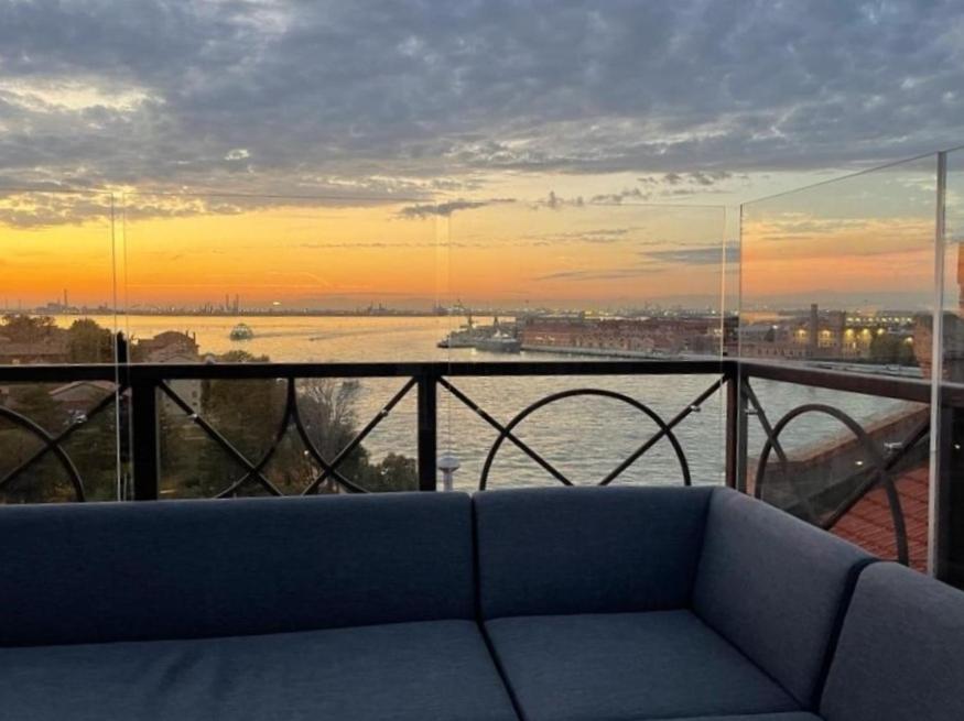 The Venice Penthouse And Rooftop-Terrace At Molino Stucky Extérieur photo